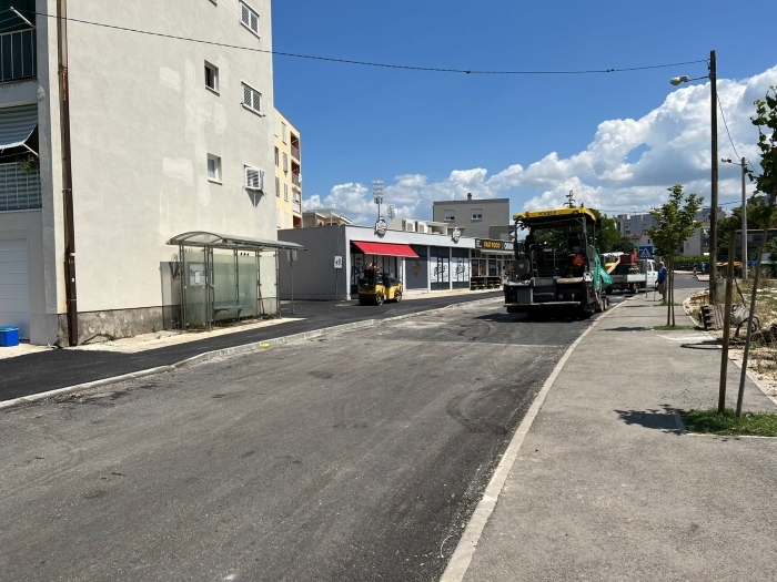 Info Jedan Od Stanara Na Murvi Koj Ne Zna Ko Pije A Tko Pla A