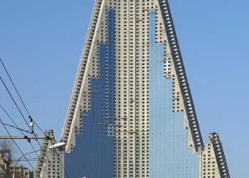 ryugyong hotel pyongyang 1252058778