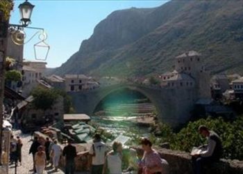 mo mostar most1110 desk thumb thumb 1266860282