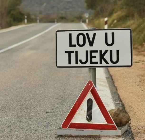 lov u tijeku znak