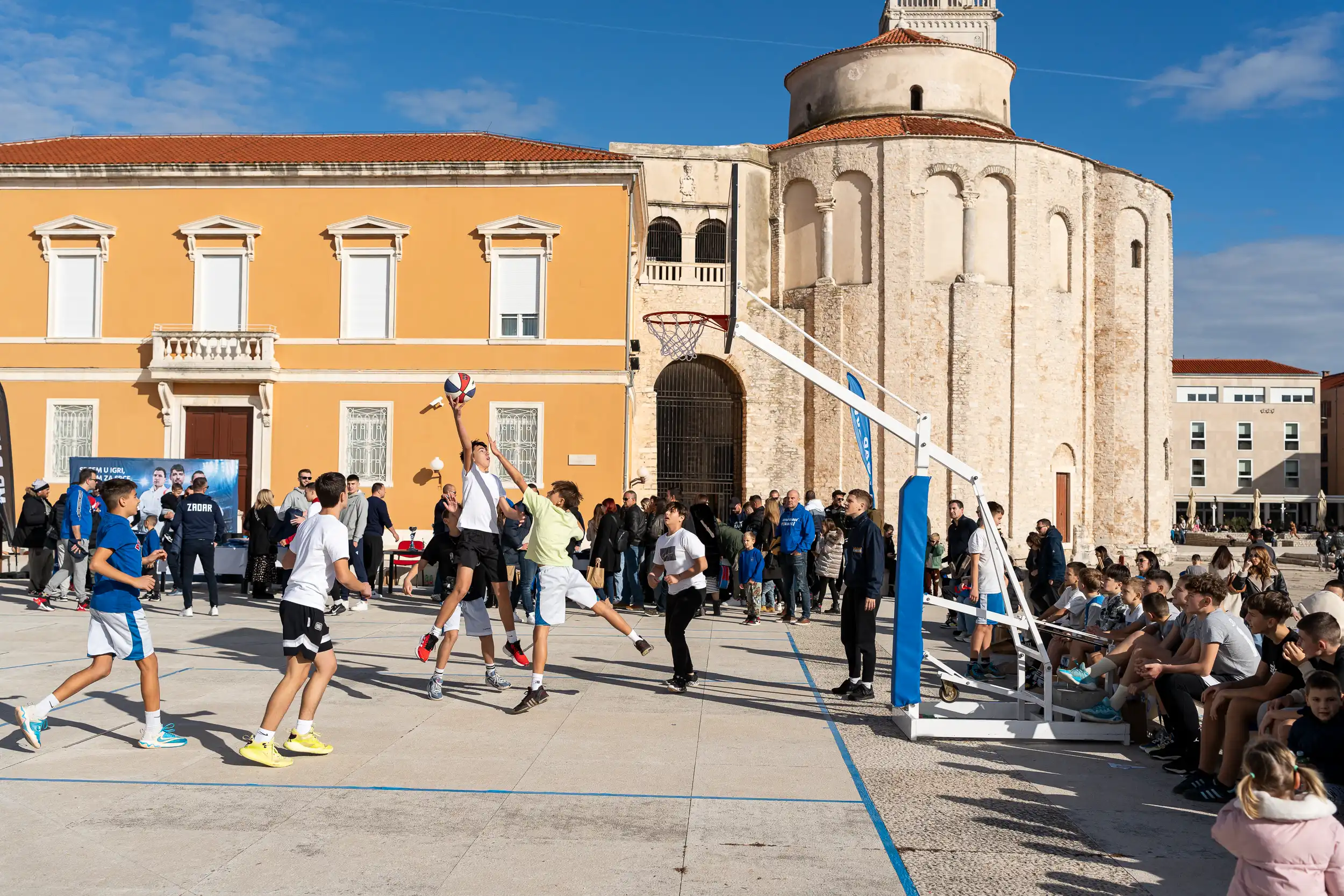 ugruga grad kosarke zadar je nas forum donat 14