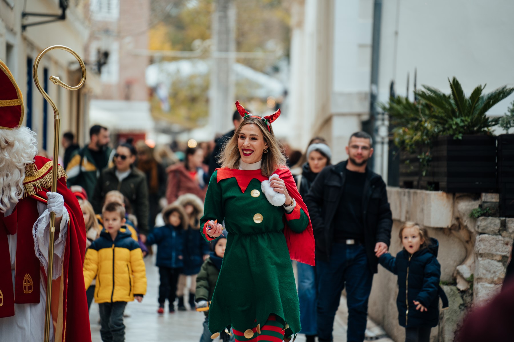 03 Promenada sv. Nikole Advent u Zadru 6.12.2024 Foto Matija Lipar