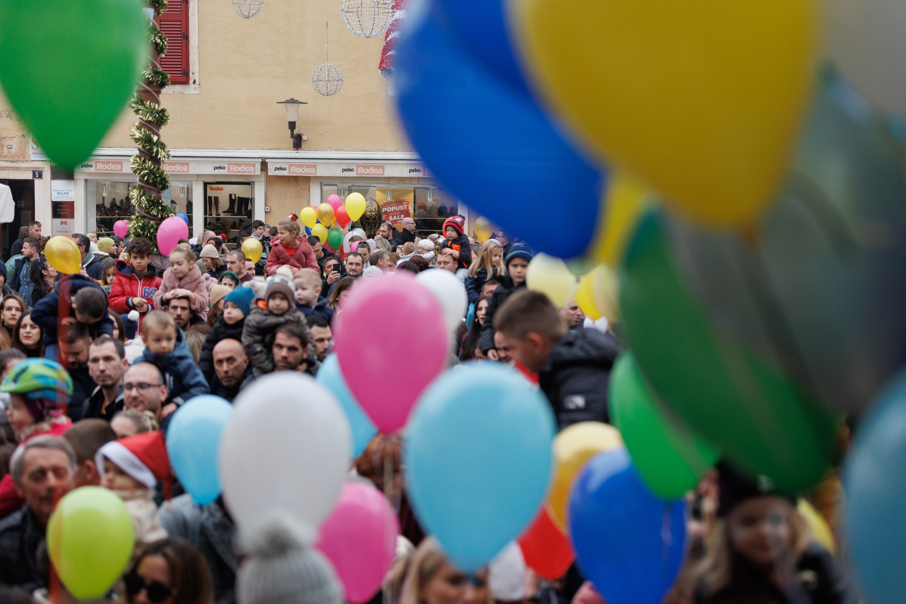 15 Djecji docek Nove godine Narodni trg 31.12.2024 Foto Bojan Bogdanic