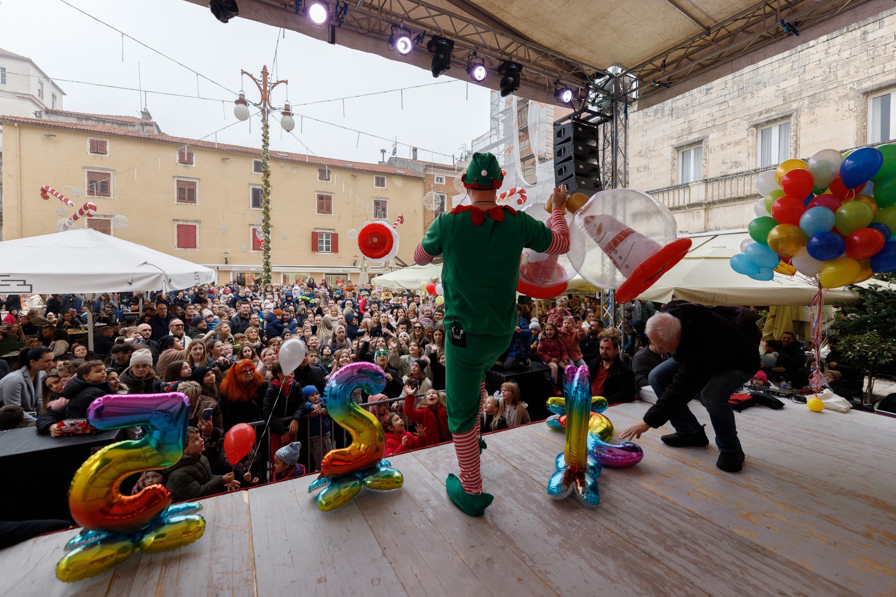 20 Djecji docek Nove godine Narodni trg 31.12.2024 Foto Bojan Bogdanic