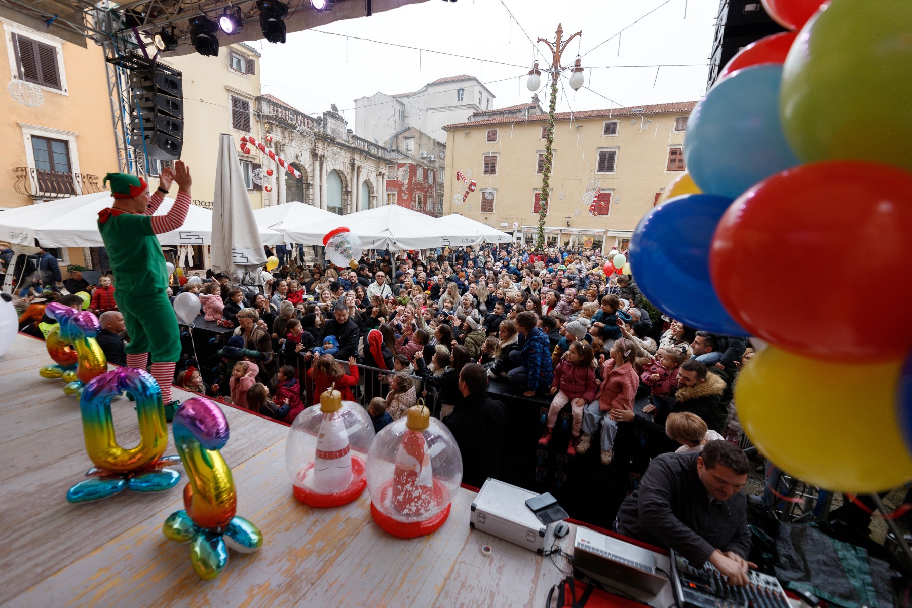 21 Djecji docek Nove godine Narodni trg 31.12.2024 Foto Bojan Bogdanic