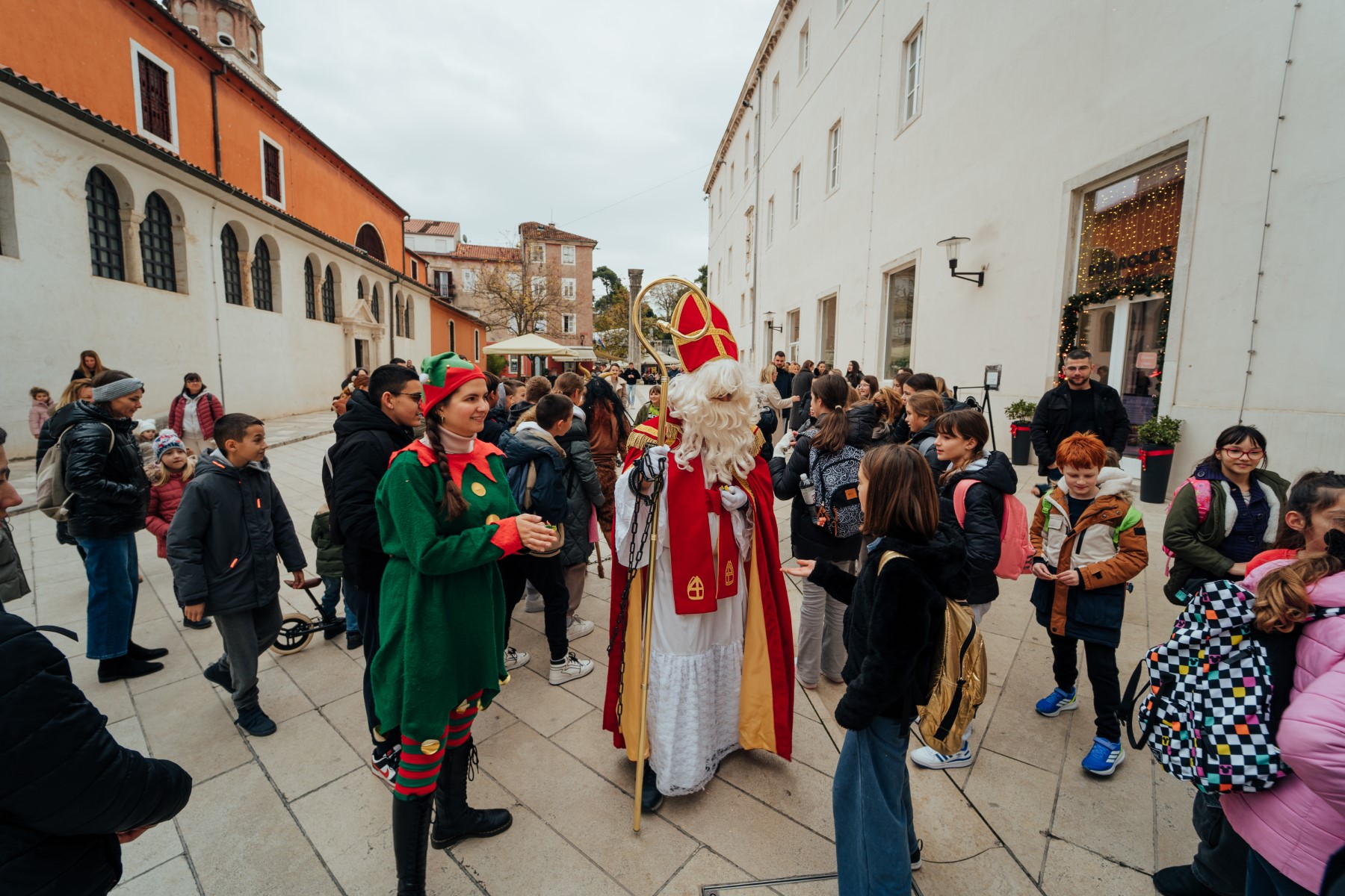 38 Promenada sv. Nikole Advent u Zadru 6.12.2024 Foto Matija Lipar