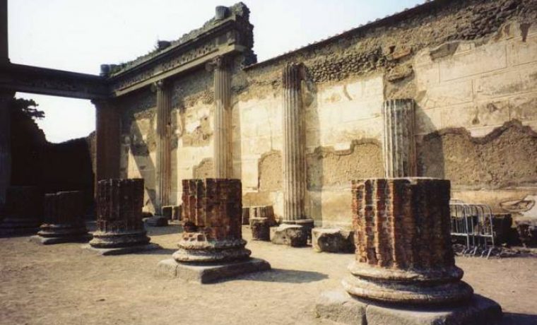 105_pompei_1215243609.jpg