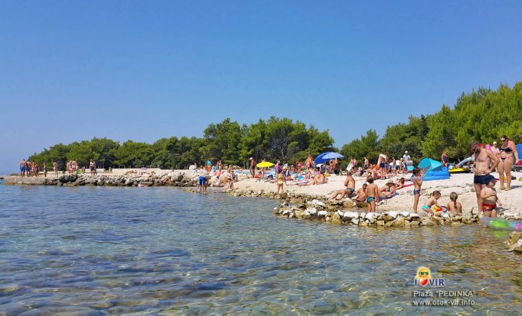 Plaža Pedinka, otok Vir, Hrvatska