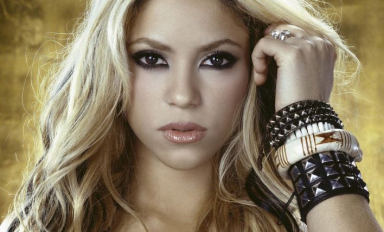 shakira_1_1259670341.jpg